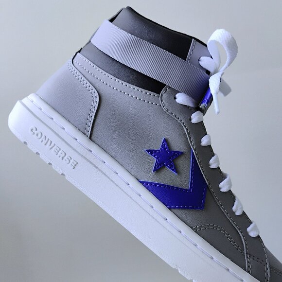 Converse Men Pro Blaze V2 Sport Luxe Faux Leather Sneaker in Classic Grey/Black - Picture 7 of 14